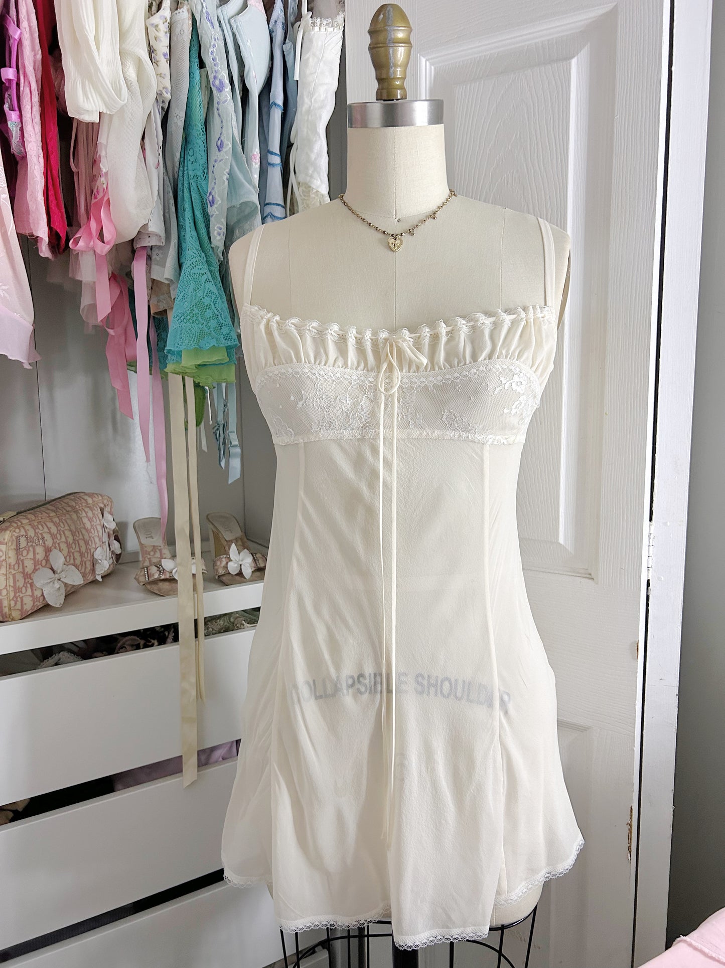 Vintage 2002 VS Ivory Silk Slip