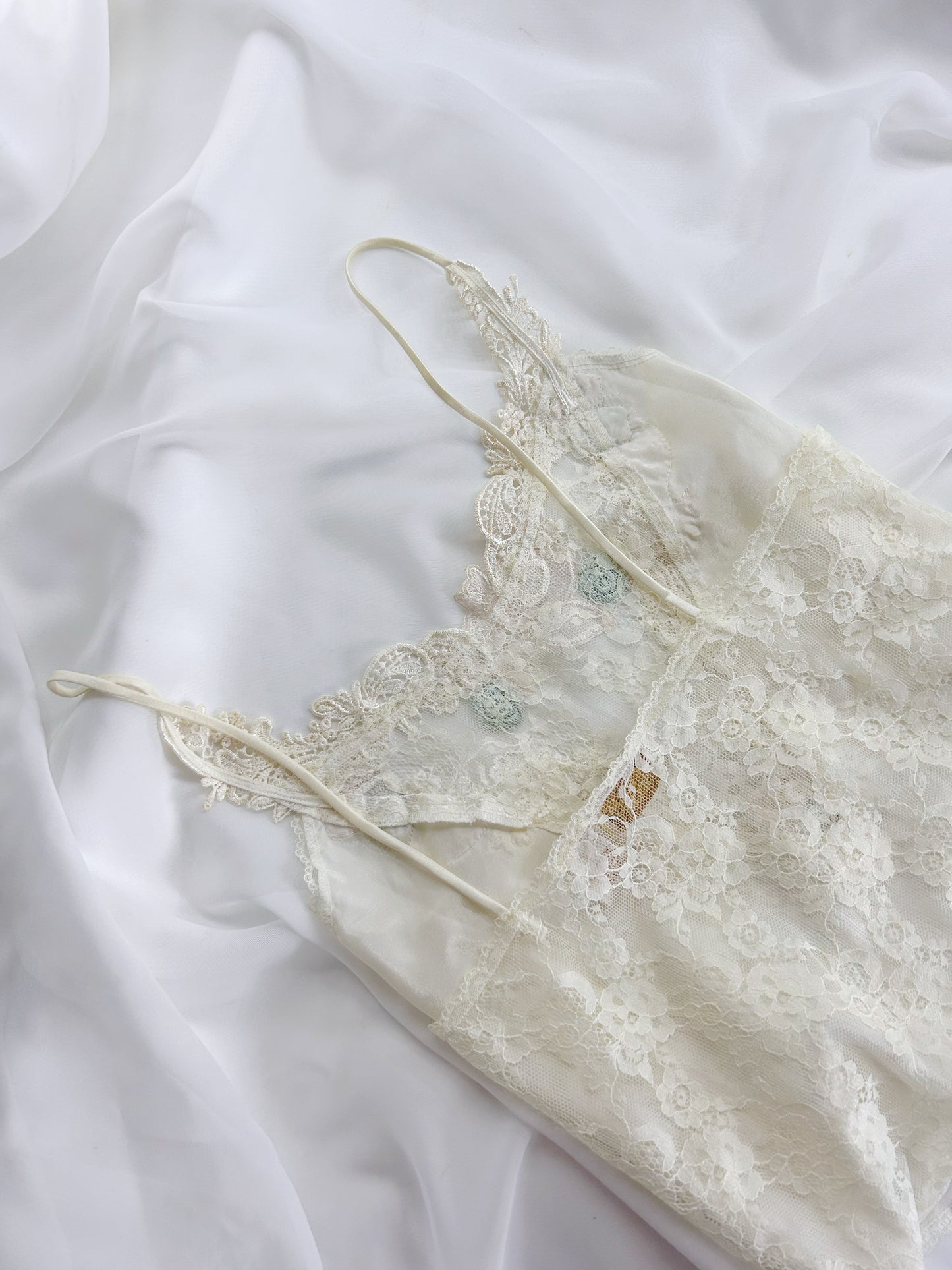 1990s VS Ivory Regal Cami Top