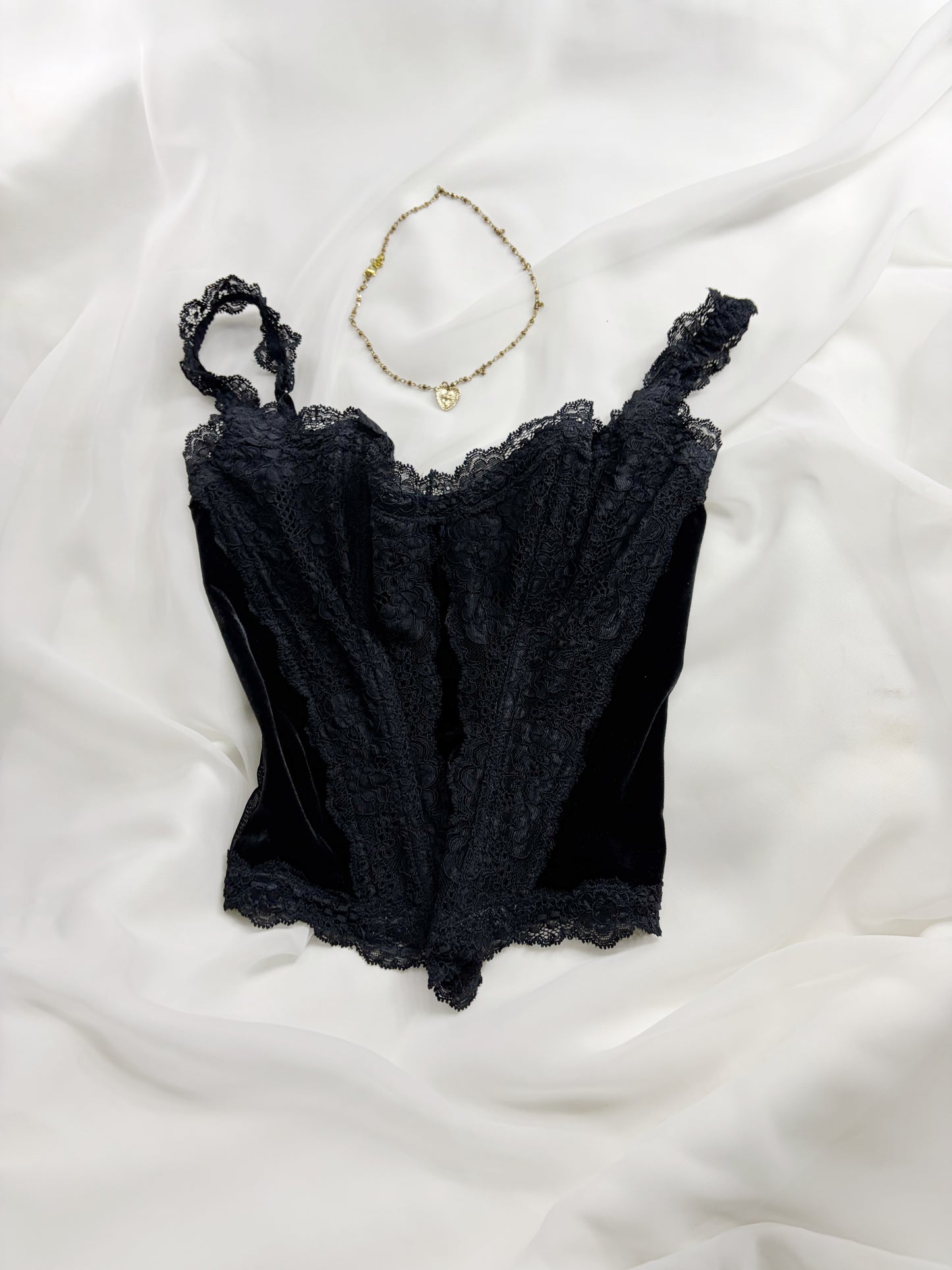 1998 Victoria Secret Velvet Corset in Black