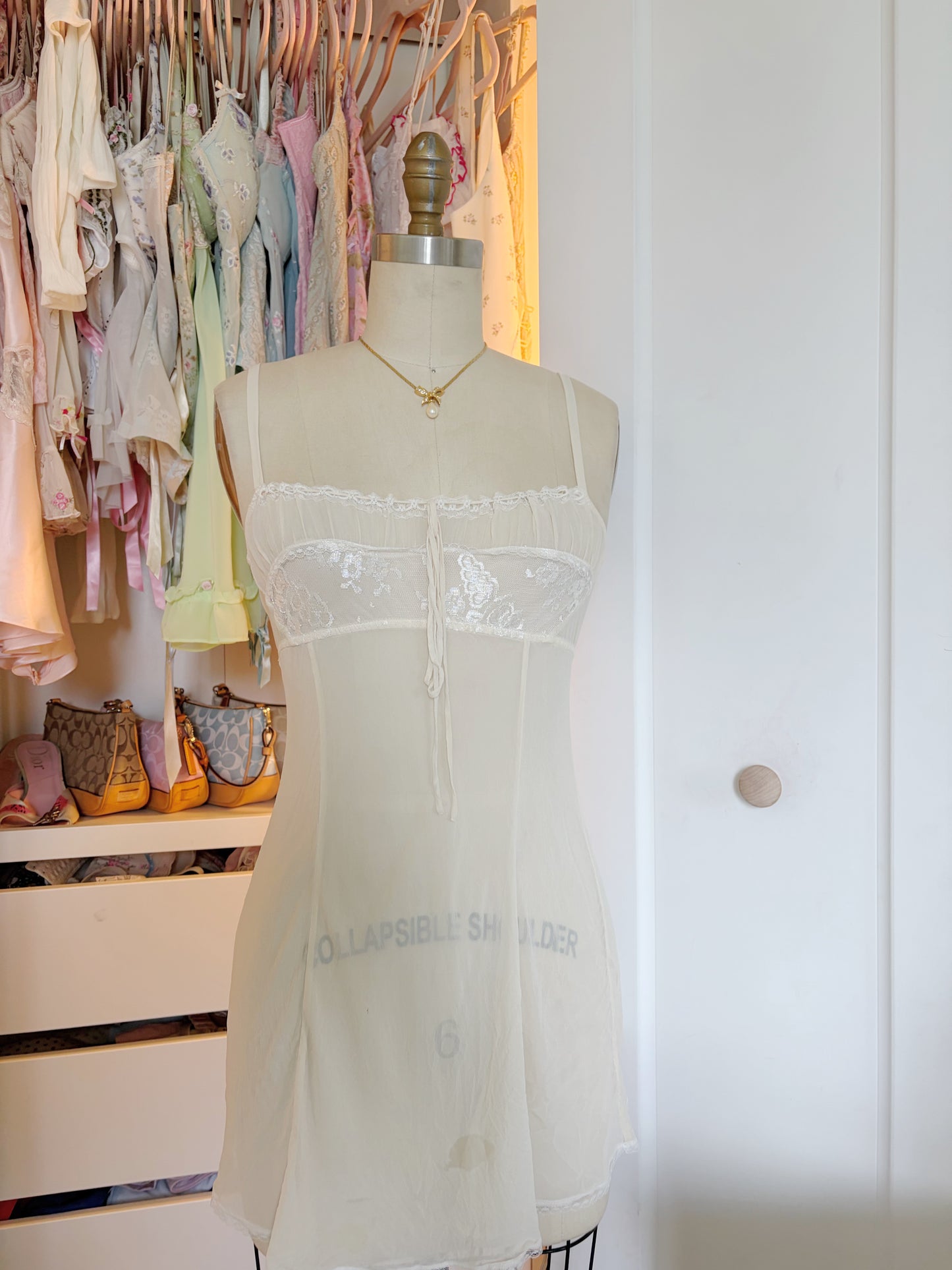 Vintage 2002 VS Ivory Silk Slip