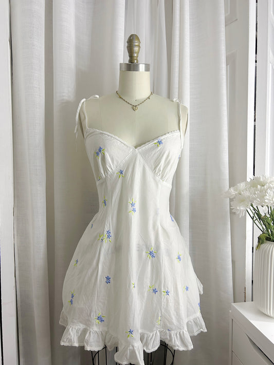 Vintage VS 2002 White & Blue Slip
